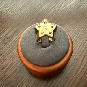 18k gold diamond star ring